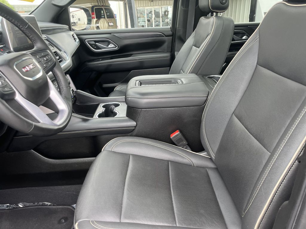2023 GMC Yukon Image 19