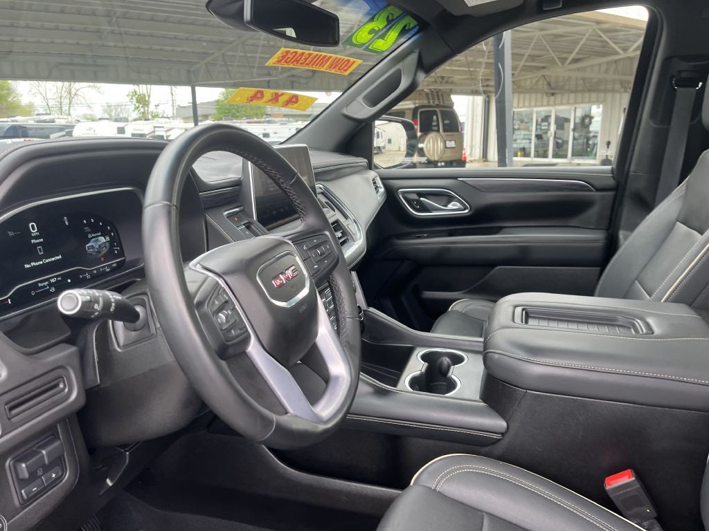 2023 GMC Yukon Image 20