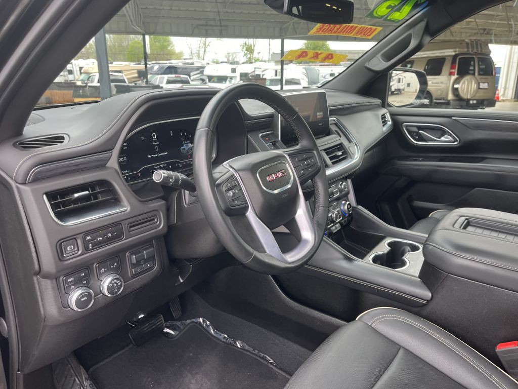 2023 GMC Yukon Image 23