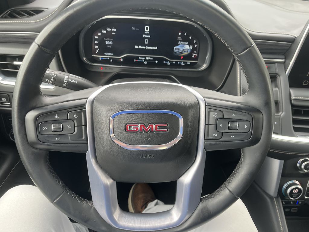 2023 GMC Yukon Image 28