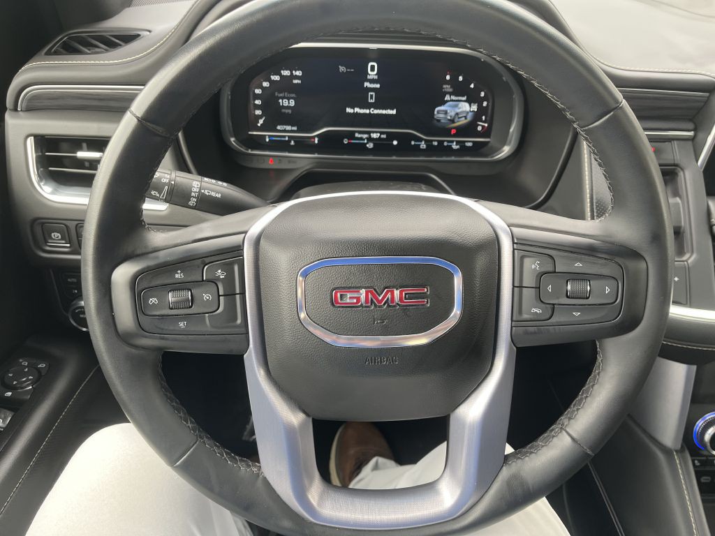 2023 GMC Yukon Image 38
