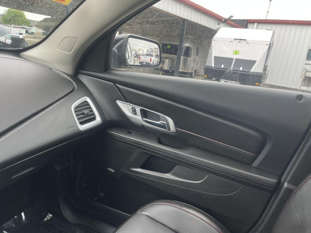 2017 GMC Terrain Image 28