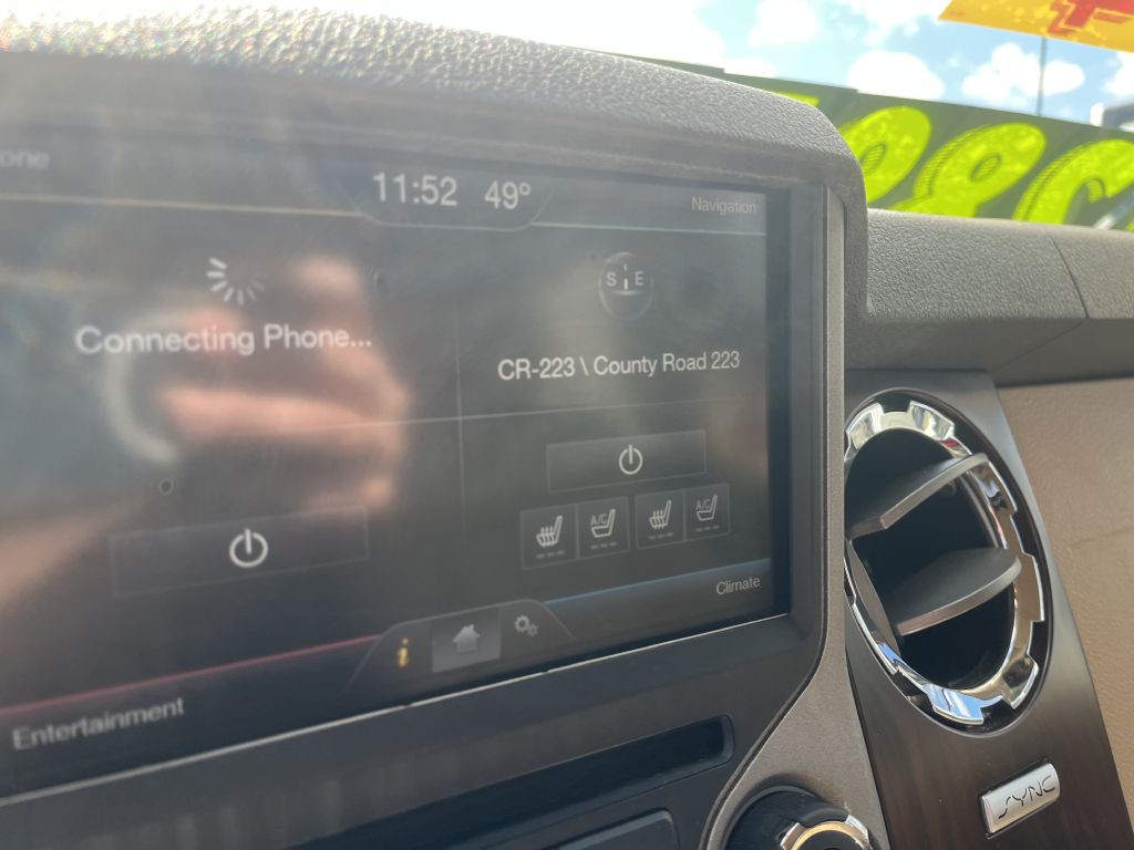 2015 Ford F-350 Image 24