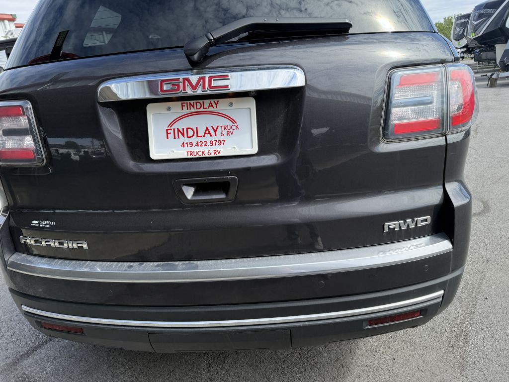 2016 GMC Acadia Image 18