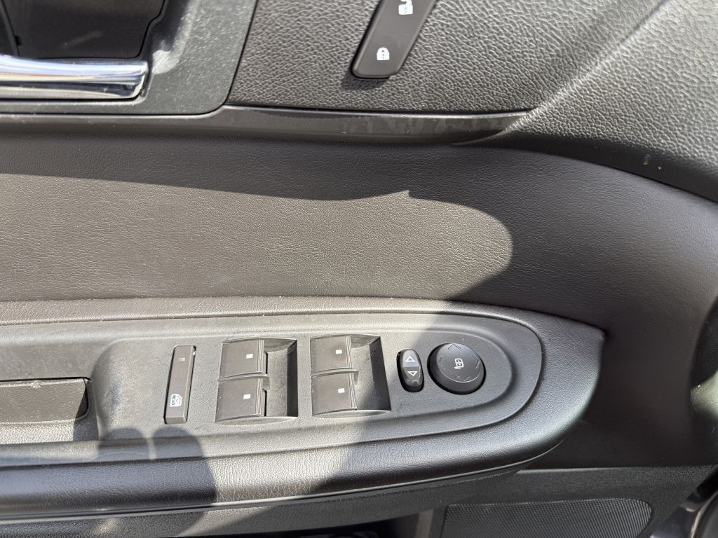 2016 GMC Acadia Image 41