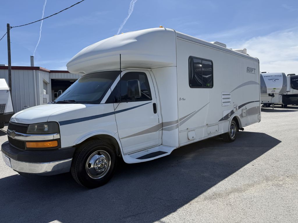 2004 Chevrolet Express Image 7