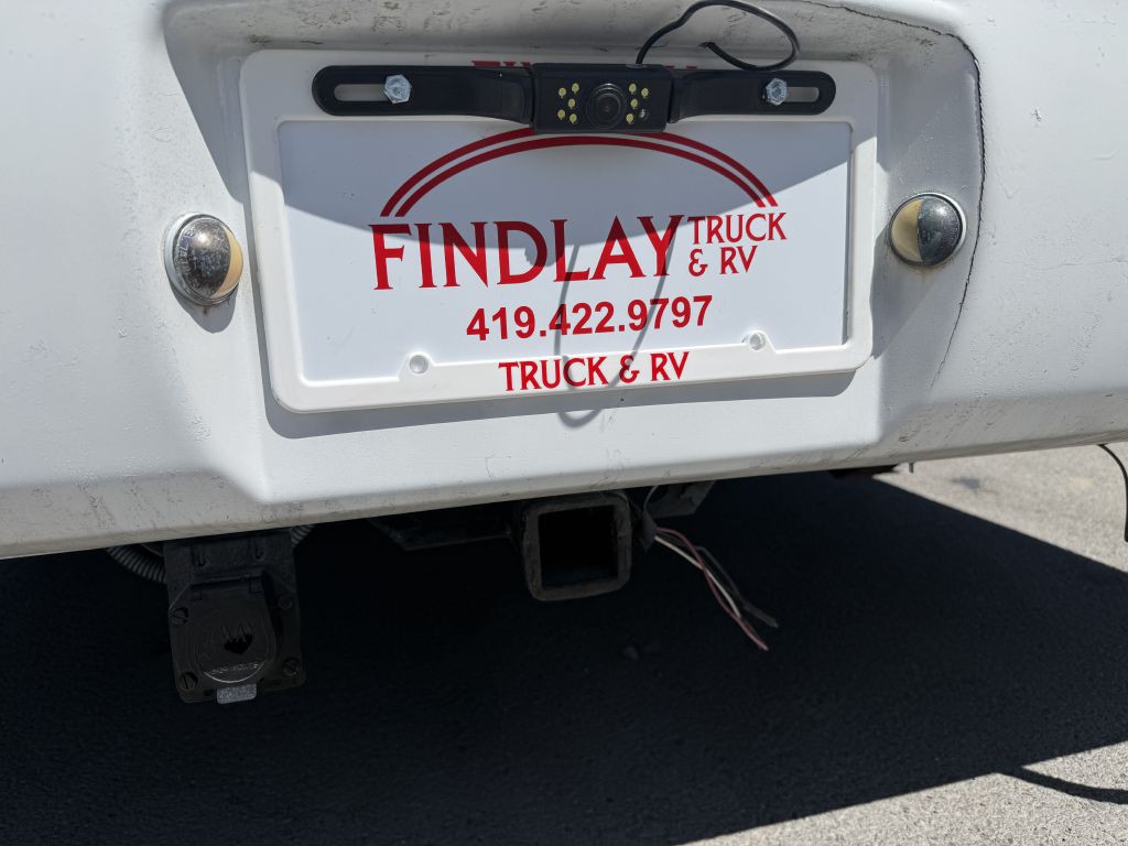 2004 Chevrolet Express Image 11