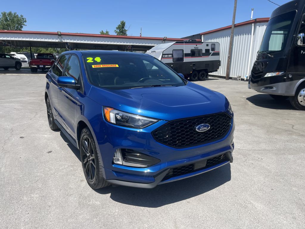 2024 Ford Edge Image 3
