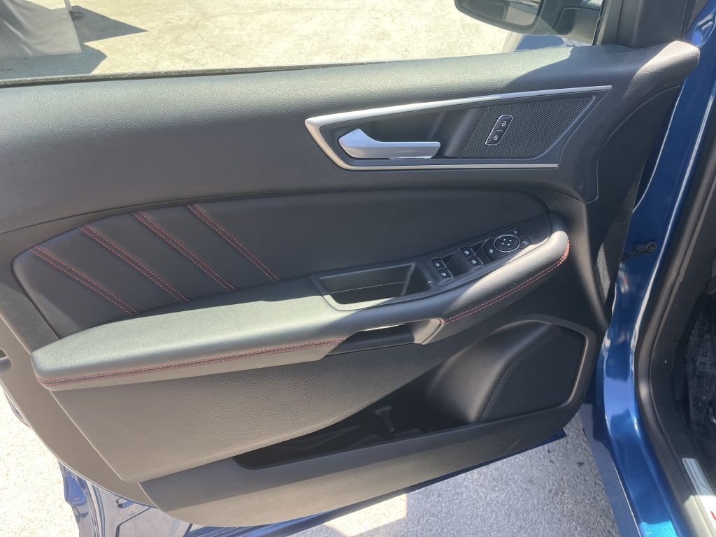 2024 Ford Edge Image 18
