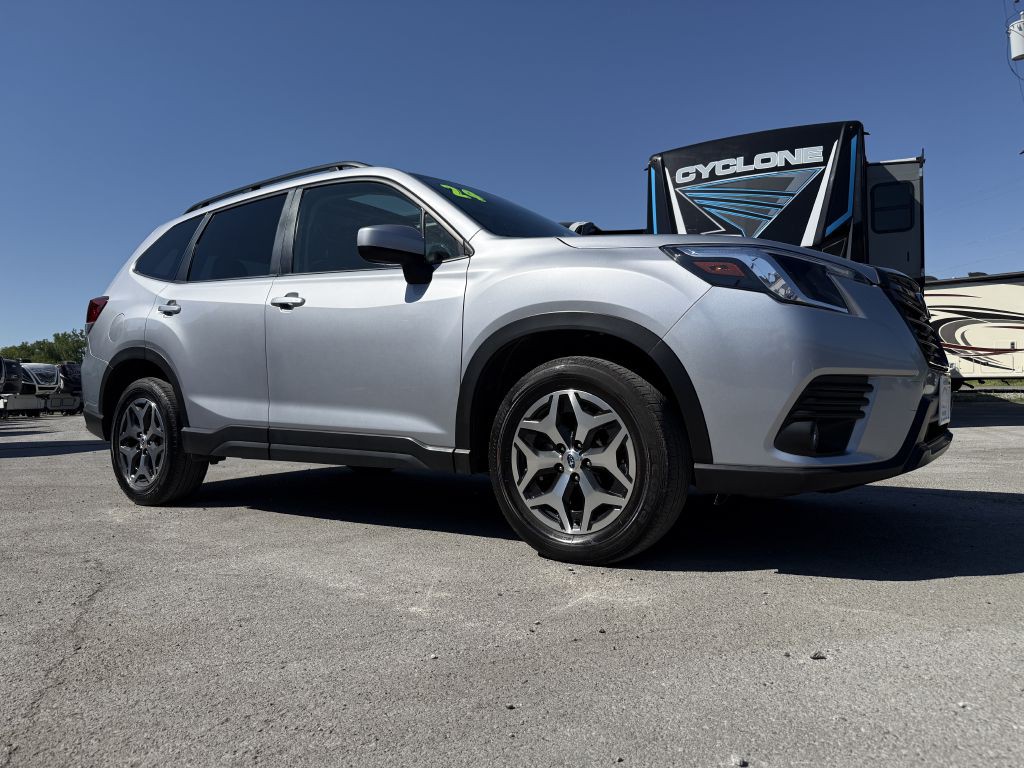 2024 Subaru Forester Image 4