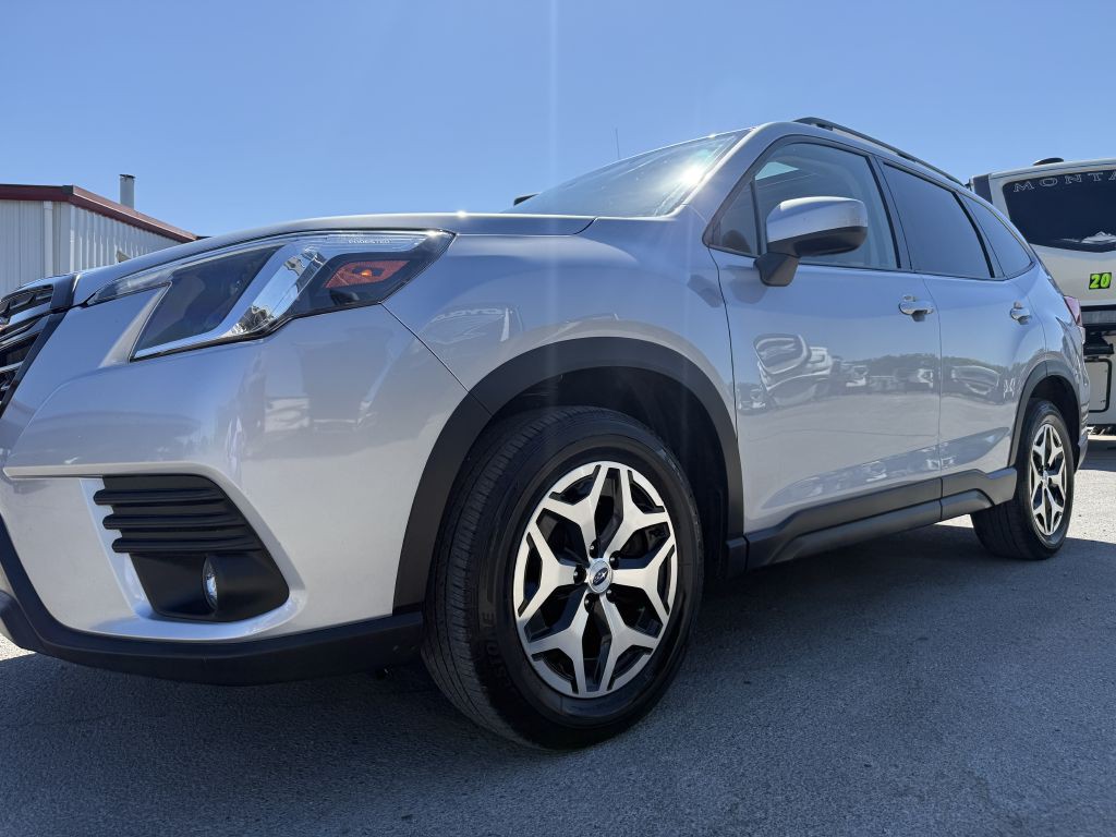 2024 Subaru Forester Image 8
