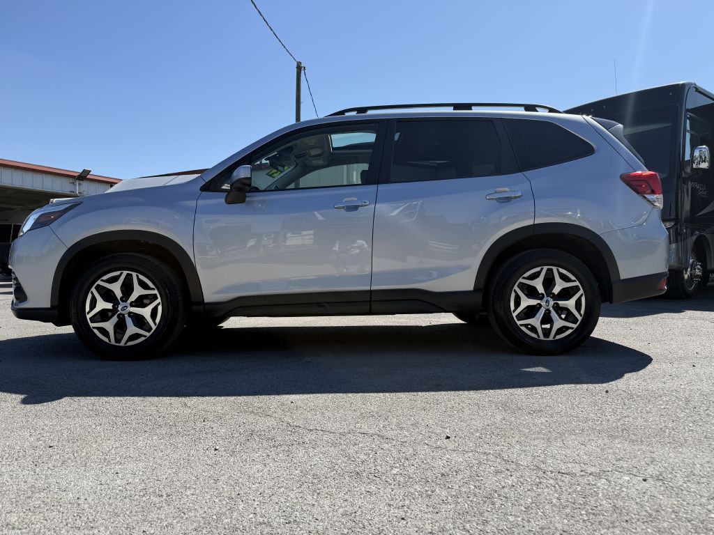 2024 Subaru Forester Image 9