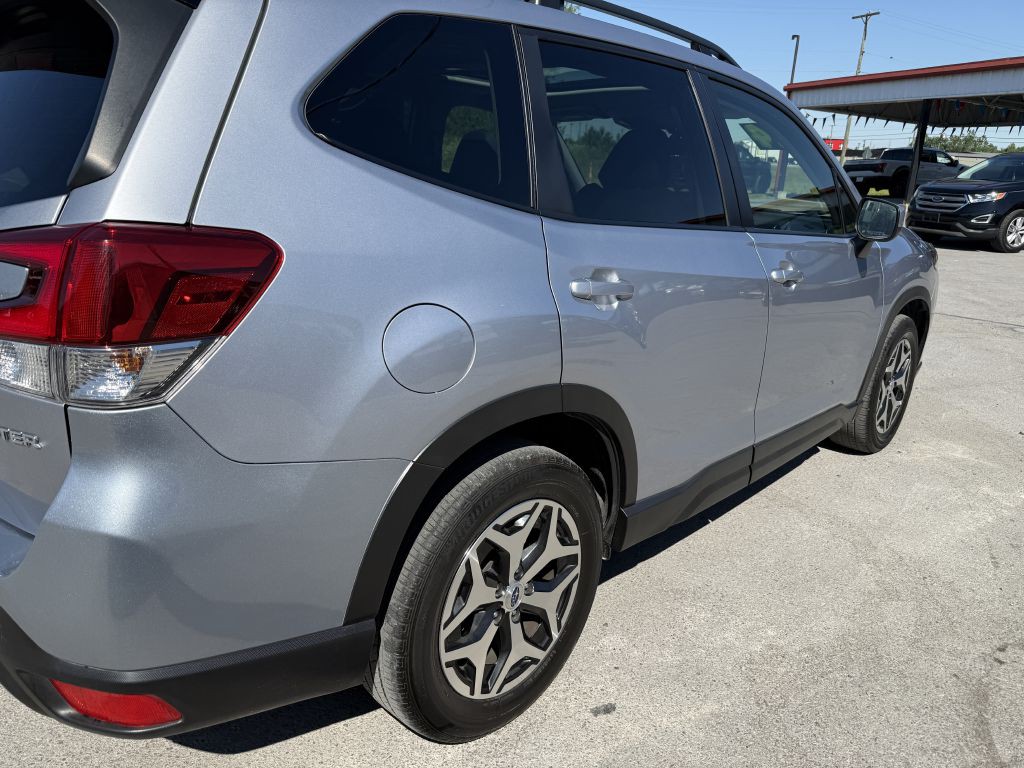 2024 Subaru Forester Image 14