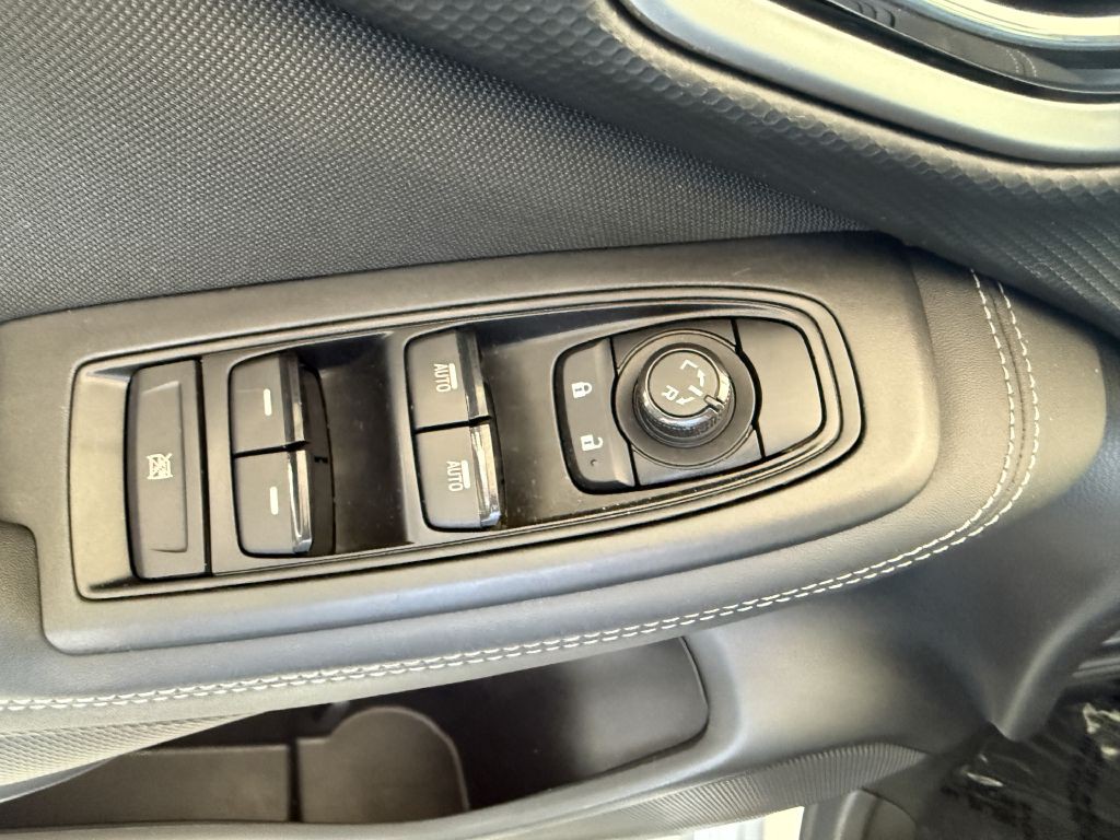 2024 Subaru Forester Image 48