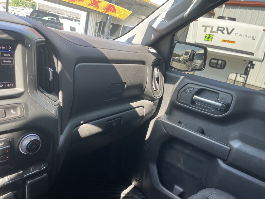 2024 Chevrolet Silverado 1500 Image 28