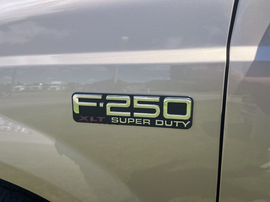 1999 Ford F-250 Image 6