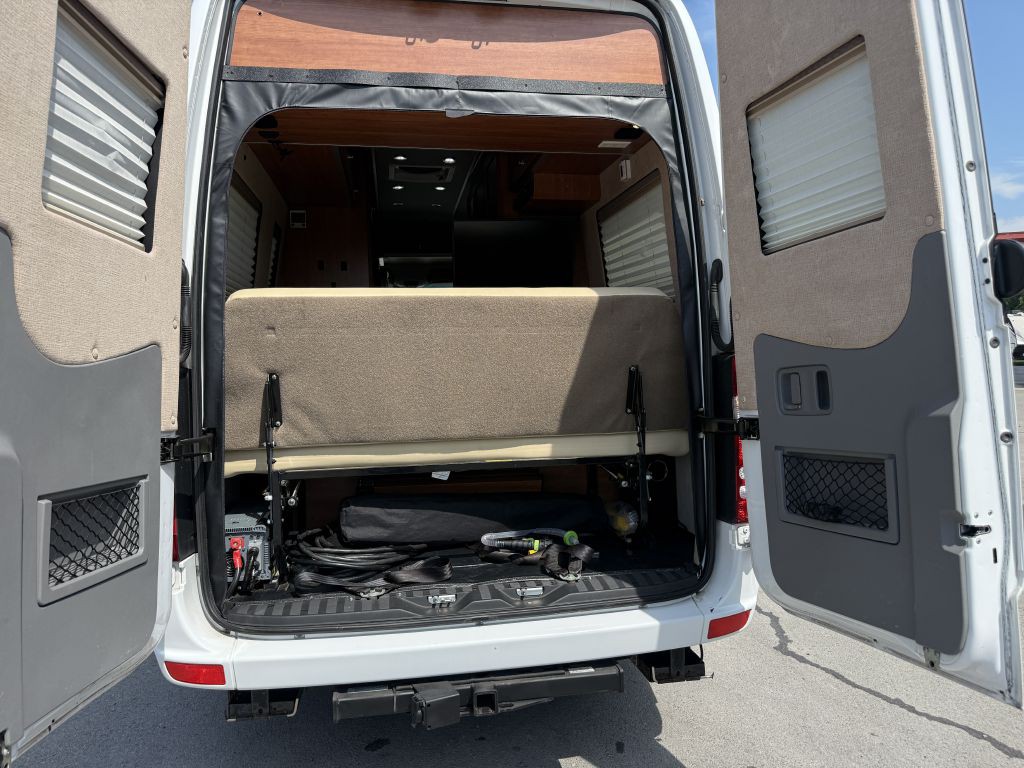 2018 Mercedes-Benz Sprinter Image 9
