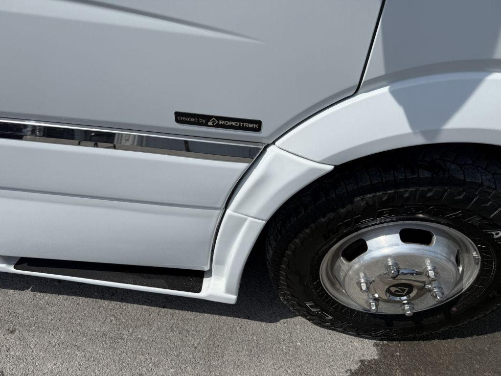 2018 Mercedes-Benz Sprinter Image 13