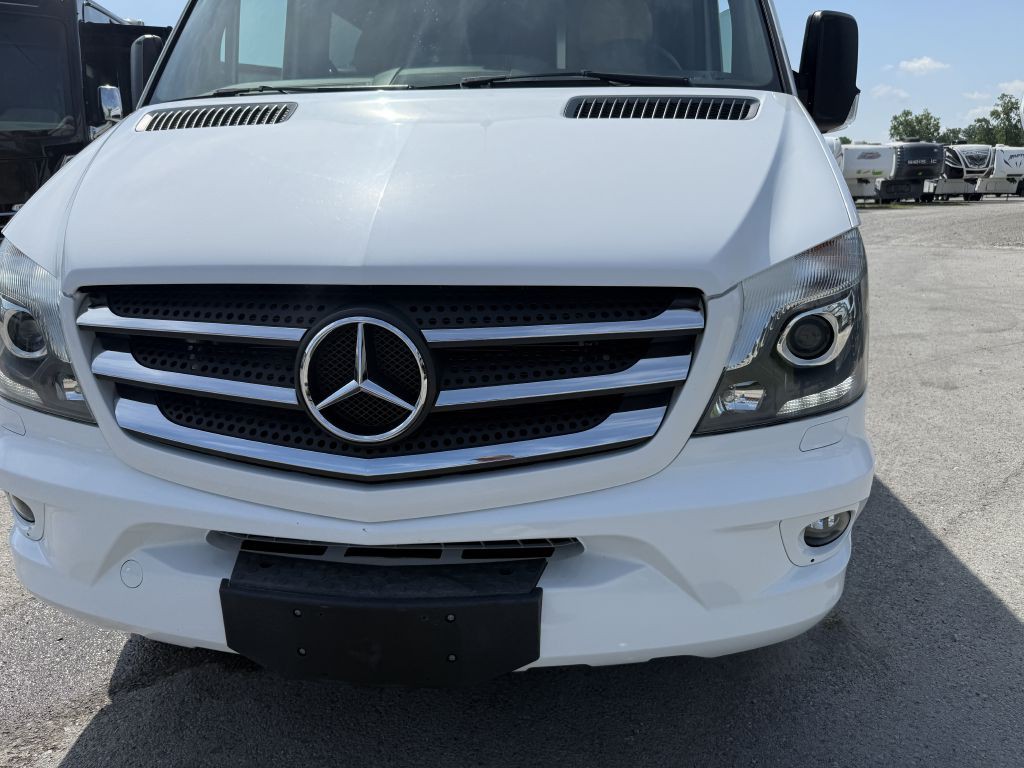 2018 Mercedes-Benz Sprinter Image 17