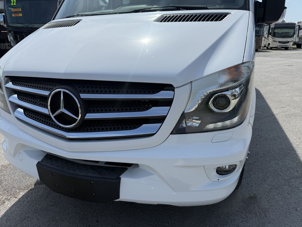 2018 Mercedes-Benz Sprinter Image 18