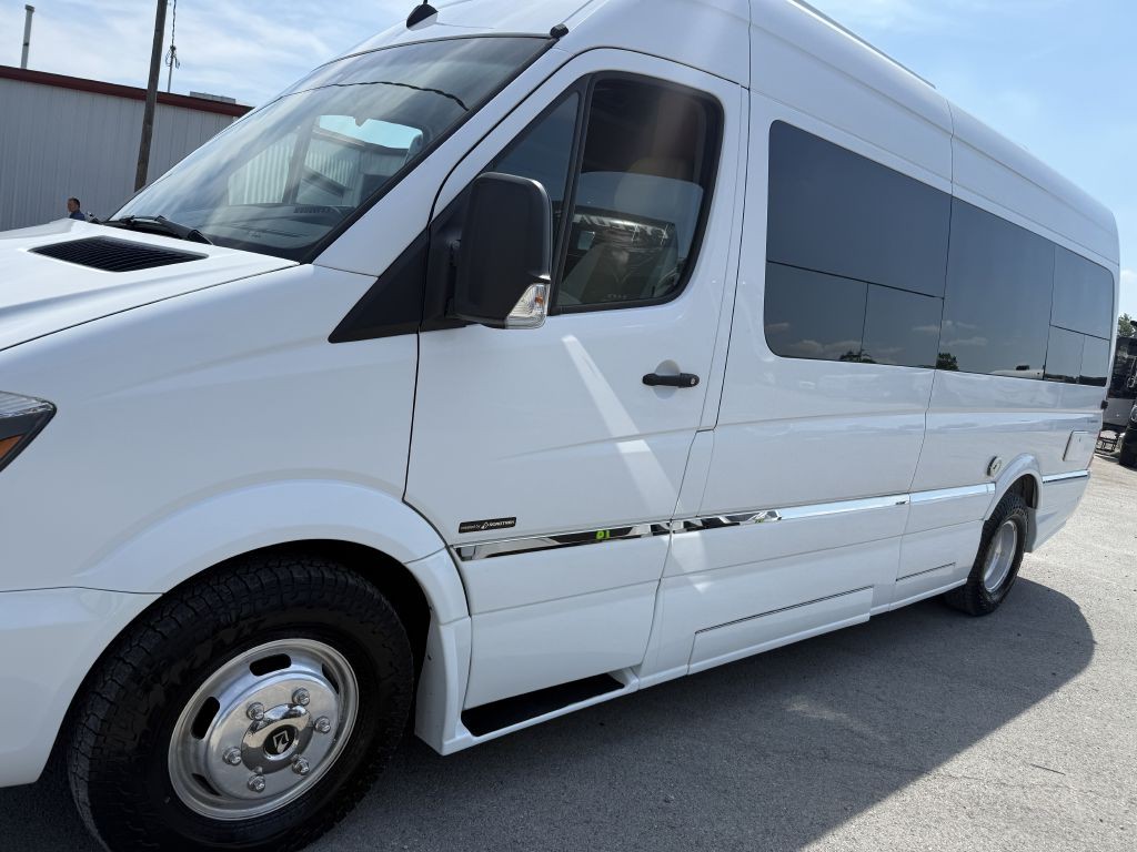 2018 Mercedes-Benz Sprinter Image 19