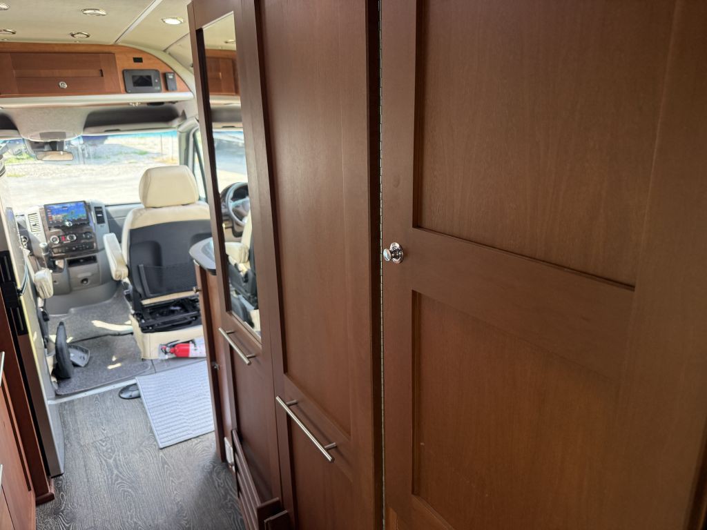 2018 Mercedes-Benz Sprinter Image 39