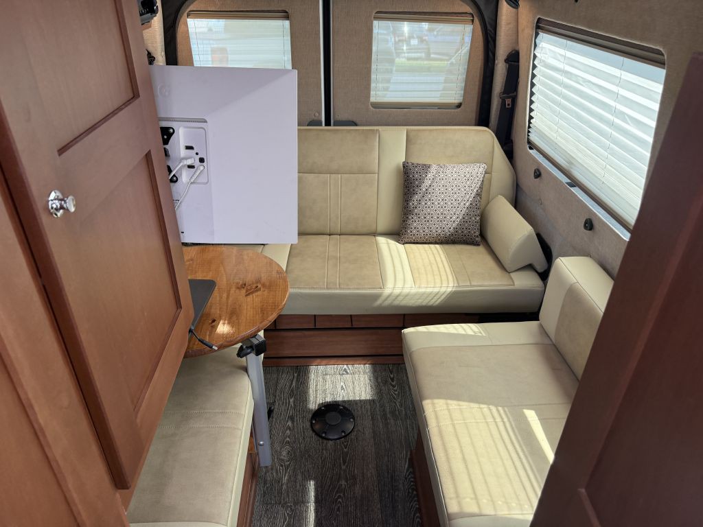 2018 Mercedes-Benz Sprinter Image 48