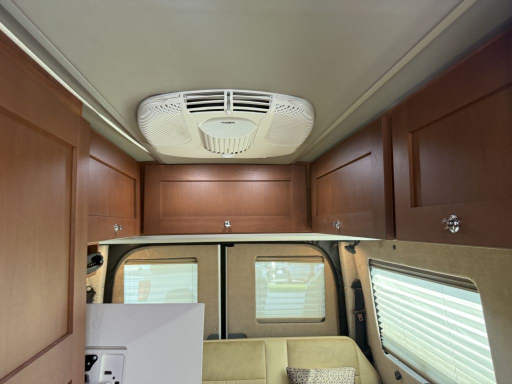 2018 Mercedes-Benz Sprinter Image 49
