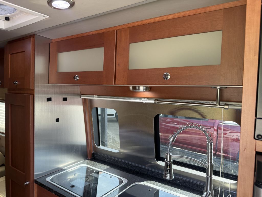 2018 Mercedes-Benz Sprinter Image 57
