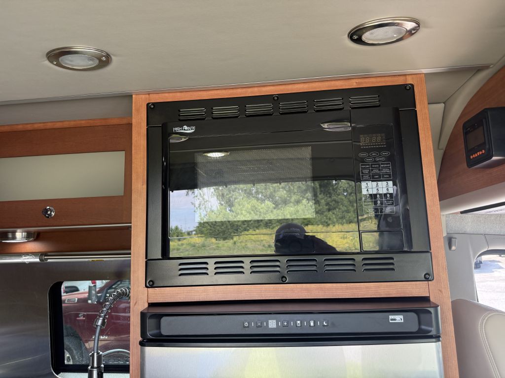 2018 Mercedes-Benz Sprinter Image 61