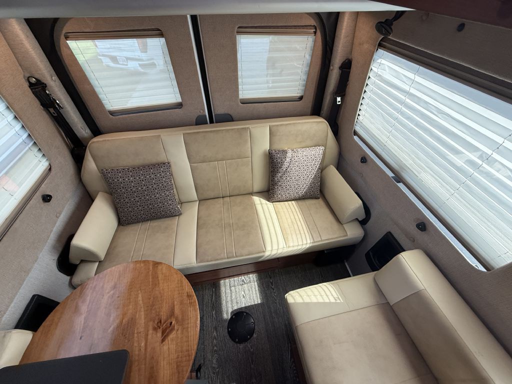2018 Mercedes-Benz Sprinter Image 70