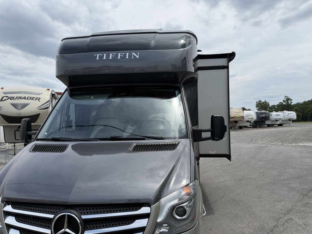 2019 Mercedes-Benz Sprinter Image 38