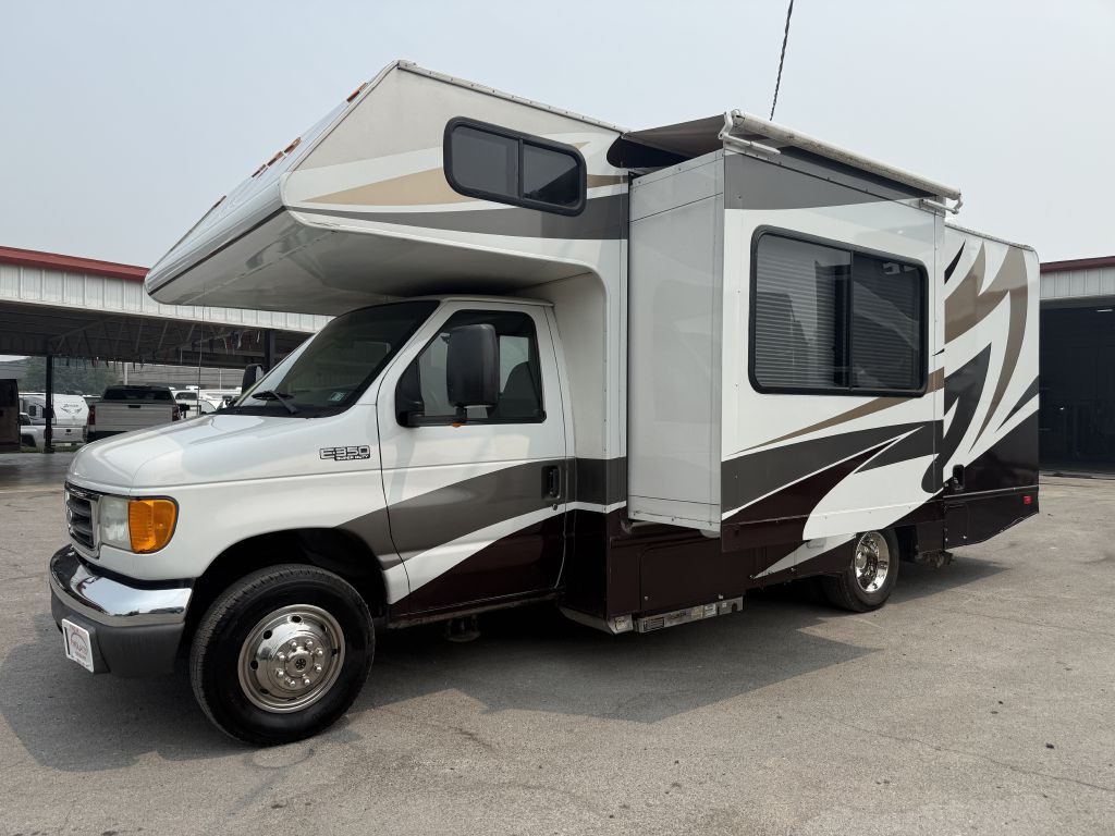 2005 Ford Econoline Image 30