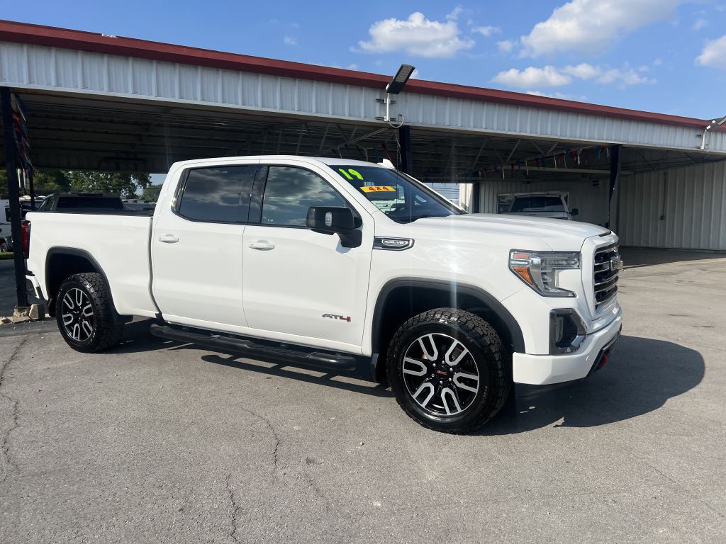 2019 GMC Sierra Image 2