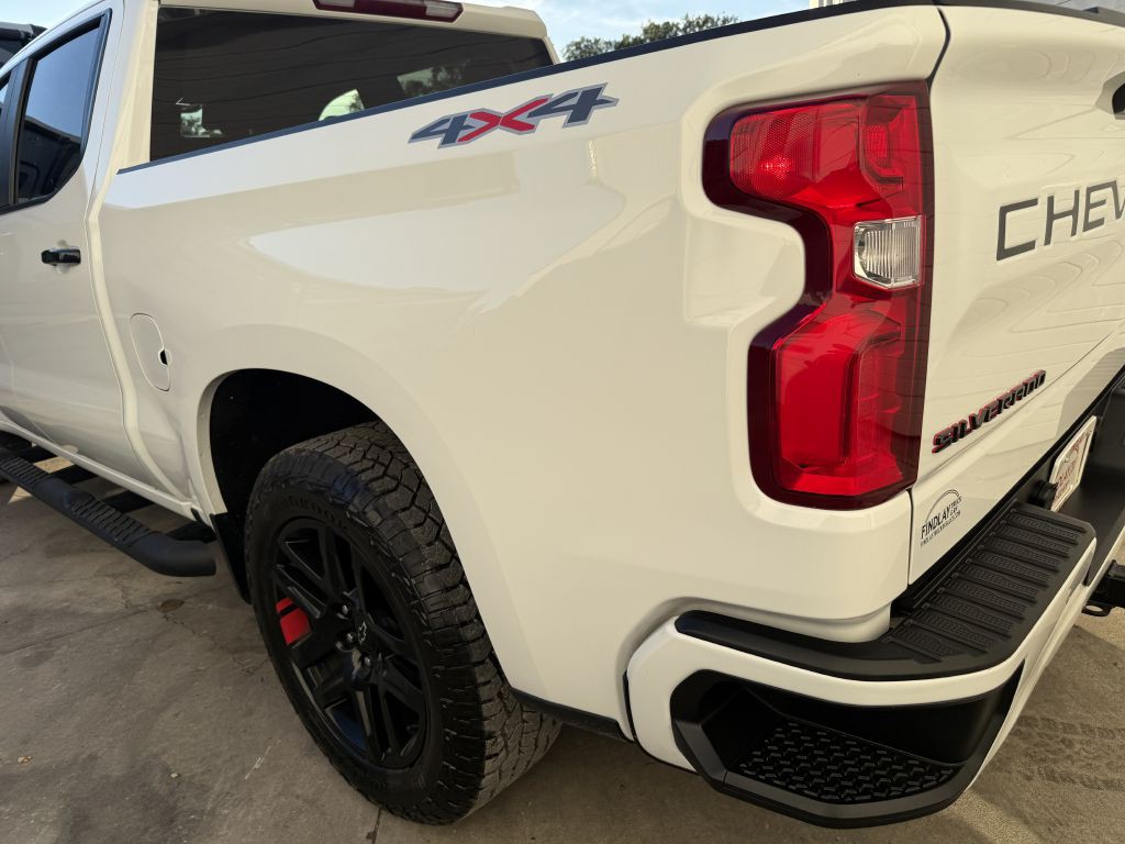 2023 Chevrolet Silverado 1500 Image 11