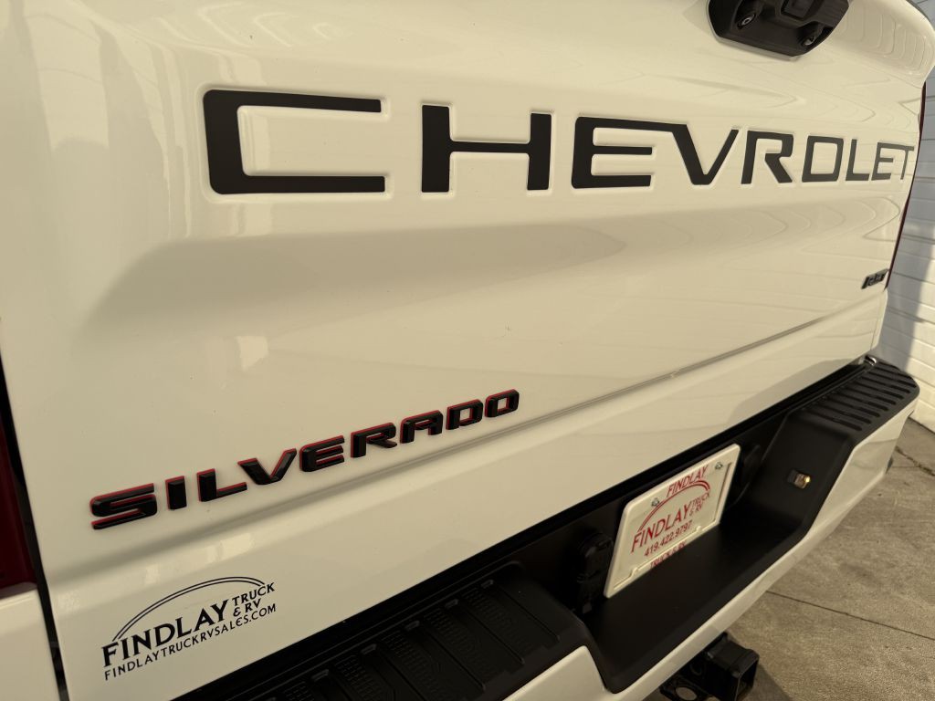 2023 Chevrolet Silverado 1500 Image 12