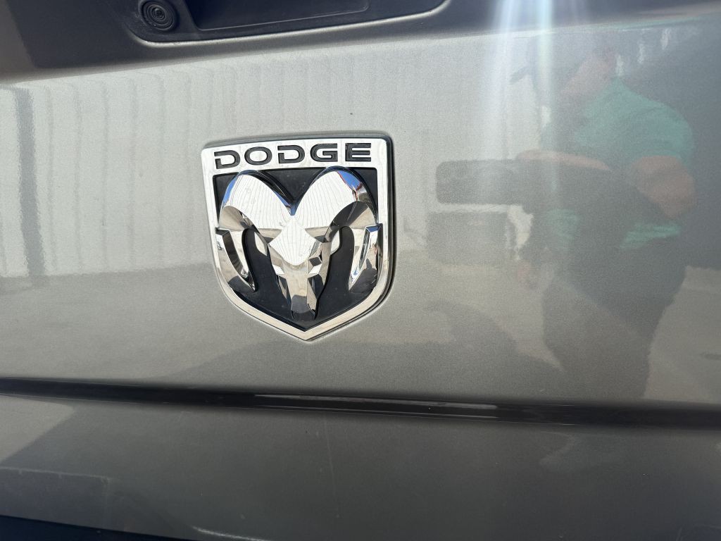2010 Dodge Ram 3500 Image 13