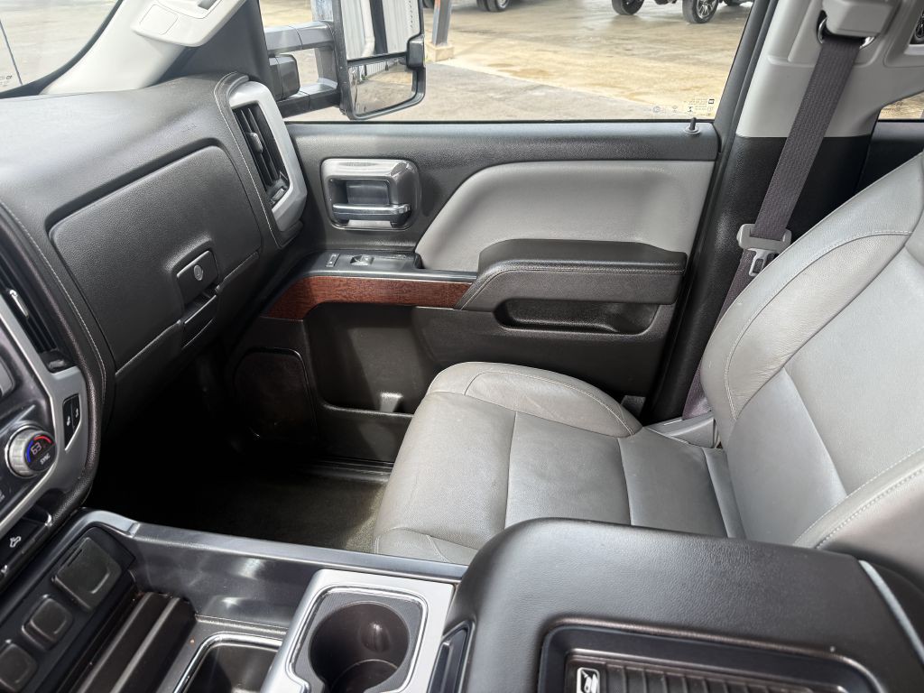 2017 GMC Sierra Image 37