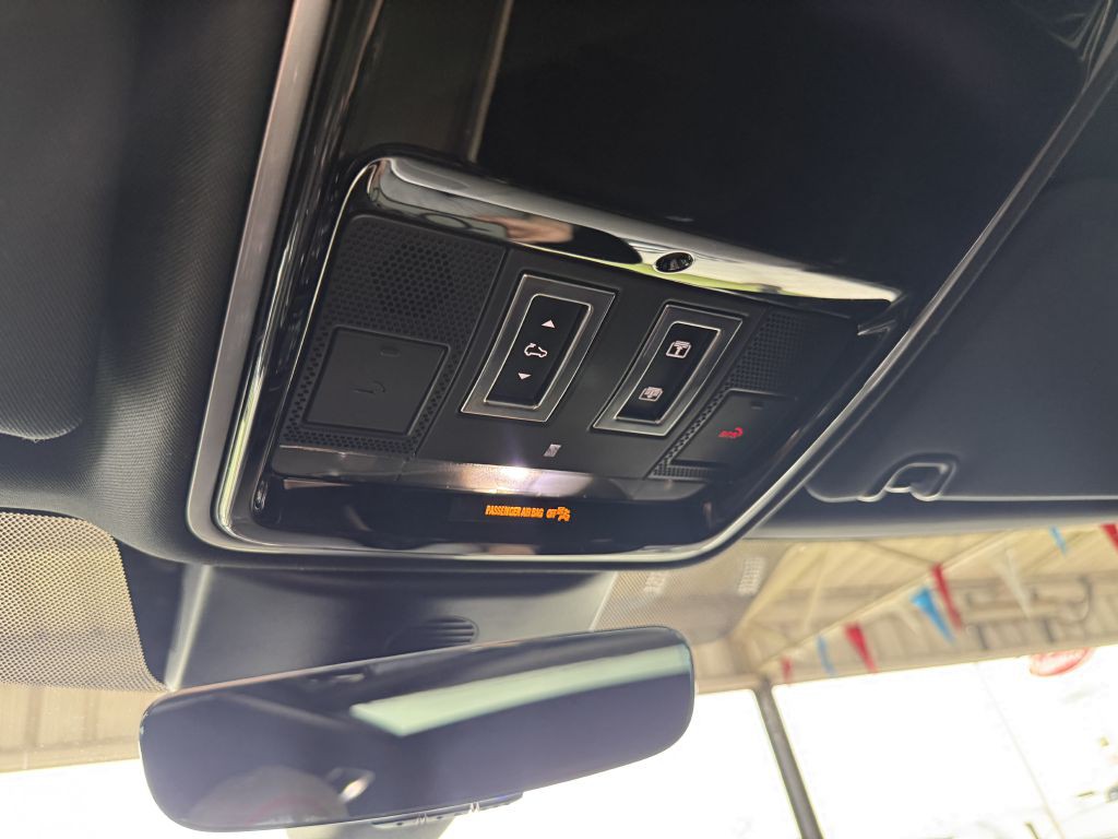 2021 Land Rover Range Rover Image 40