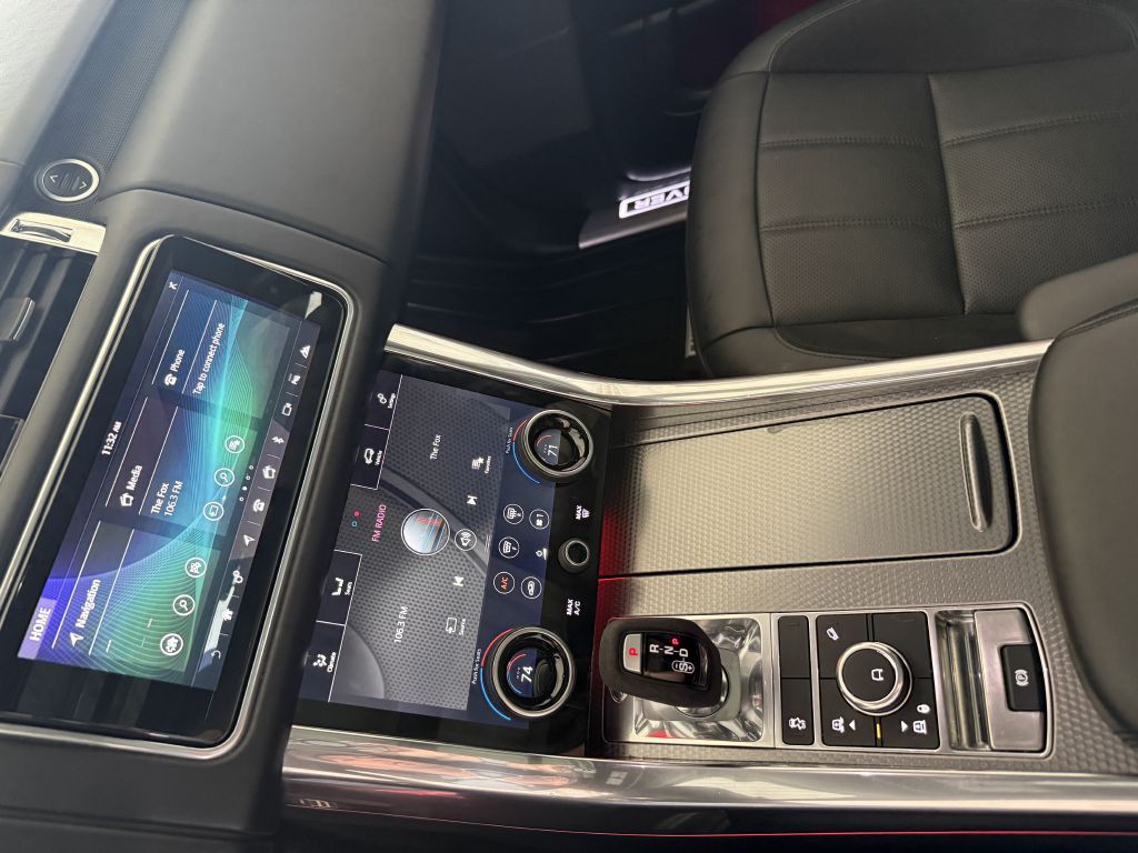 2021 Land Rover Range Rover Image 46