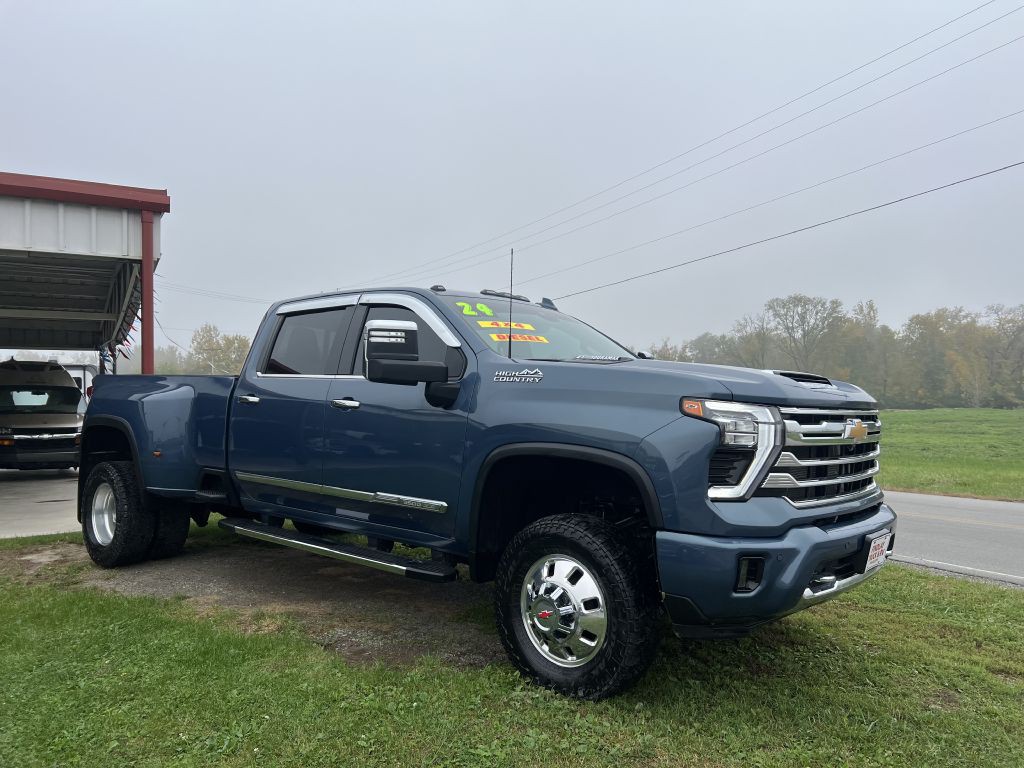 2024 Chevrolet Silverado 1500 Image 1