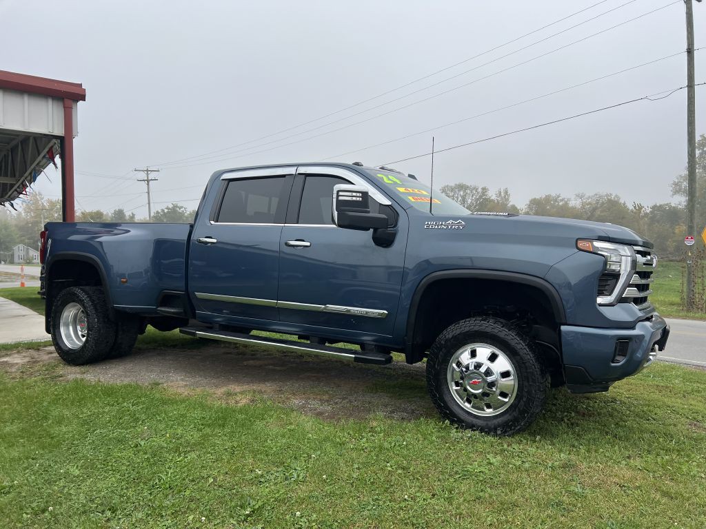 2024 Chevrolet Silverado 1500 Image 3