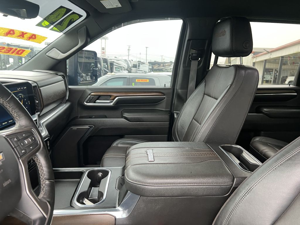 2024 Chevrolet Silverado 1500 Image 36