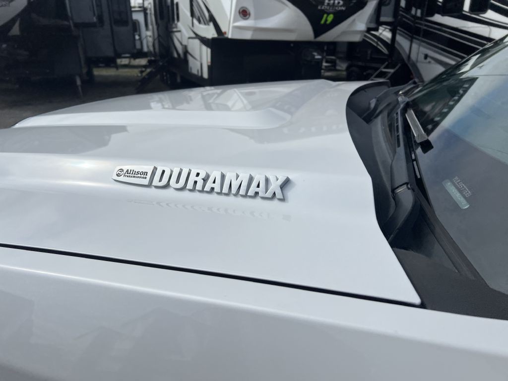 2018 GMC Sierra Image 9