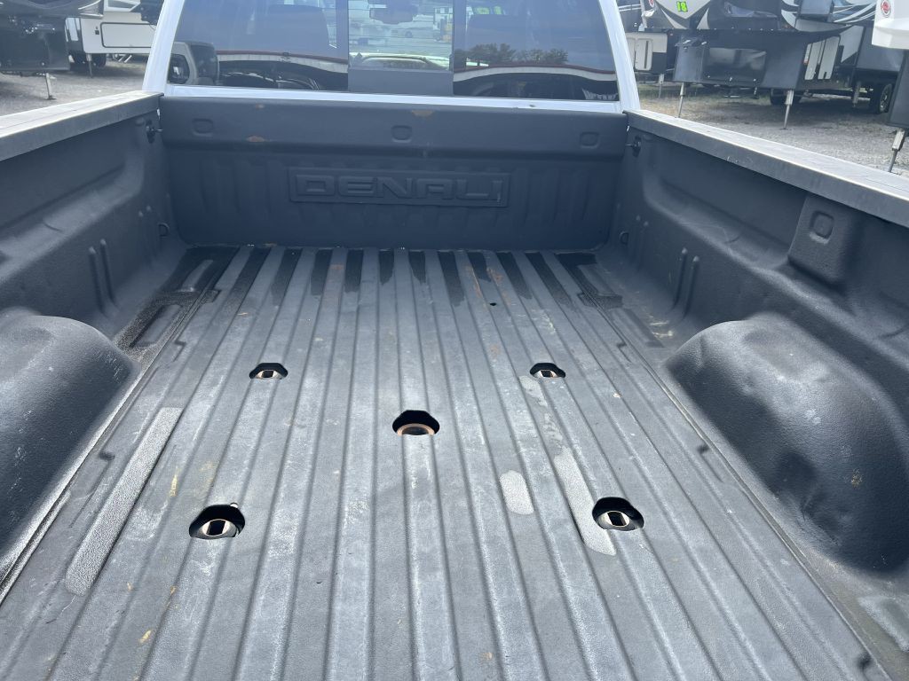 2018 GMC Sierra Image 15