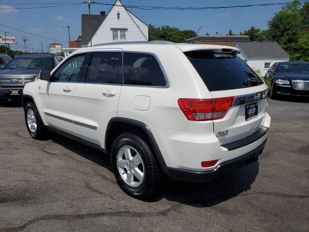 2012 Jeep Grand Cherokee Image 3