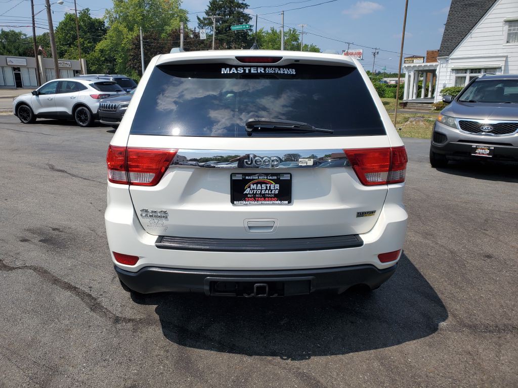 2012 Jeep Grand Cherokee Image 4