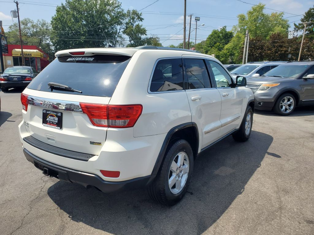 2012 Jeep Grand Cherokee Image 5