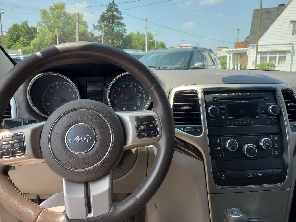 2012 Jeep Grand Cherokee Image 15