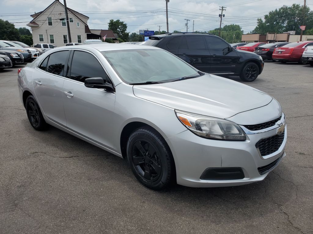 2016 Chevrolet Malibu Image 9